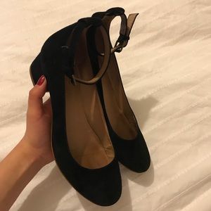 the inez ankle-strap shoe